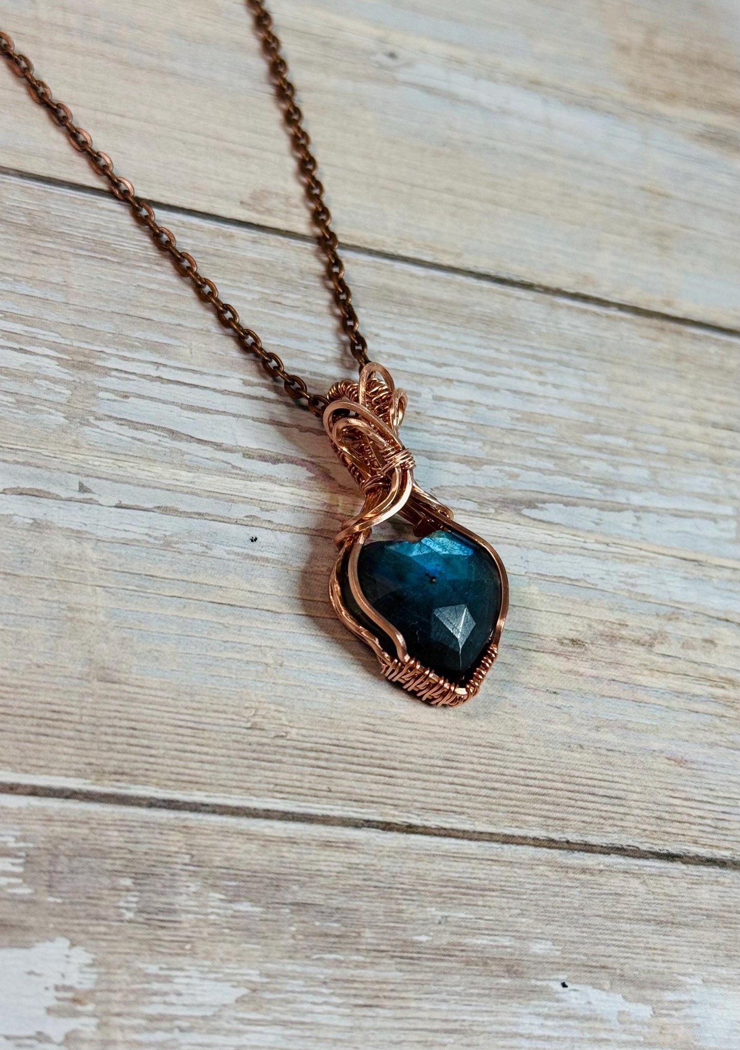 Labradorite heart pendant necklace