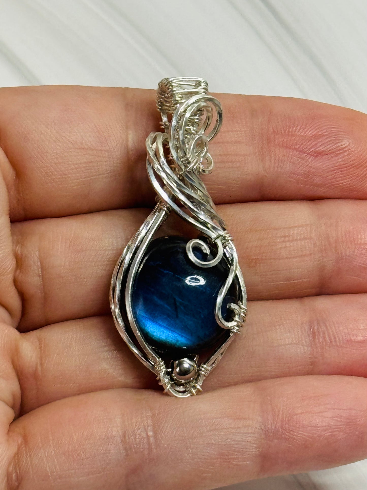 Labradorite pendant necklace