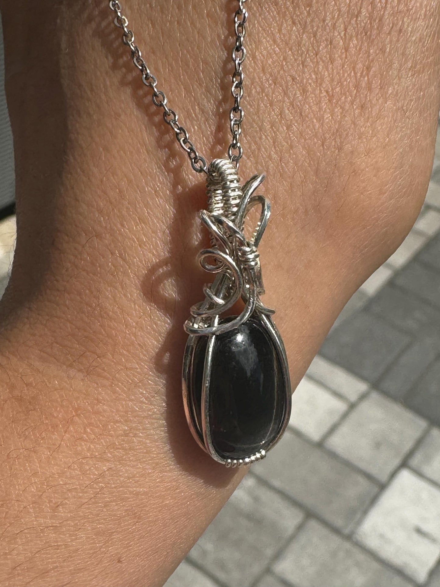 Star diopside gemstone pendant