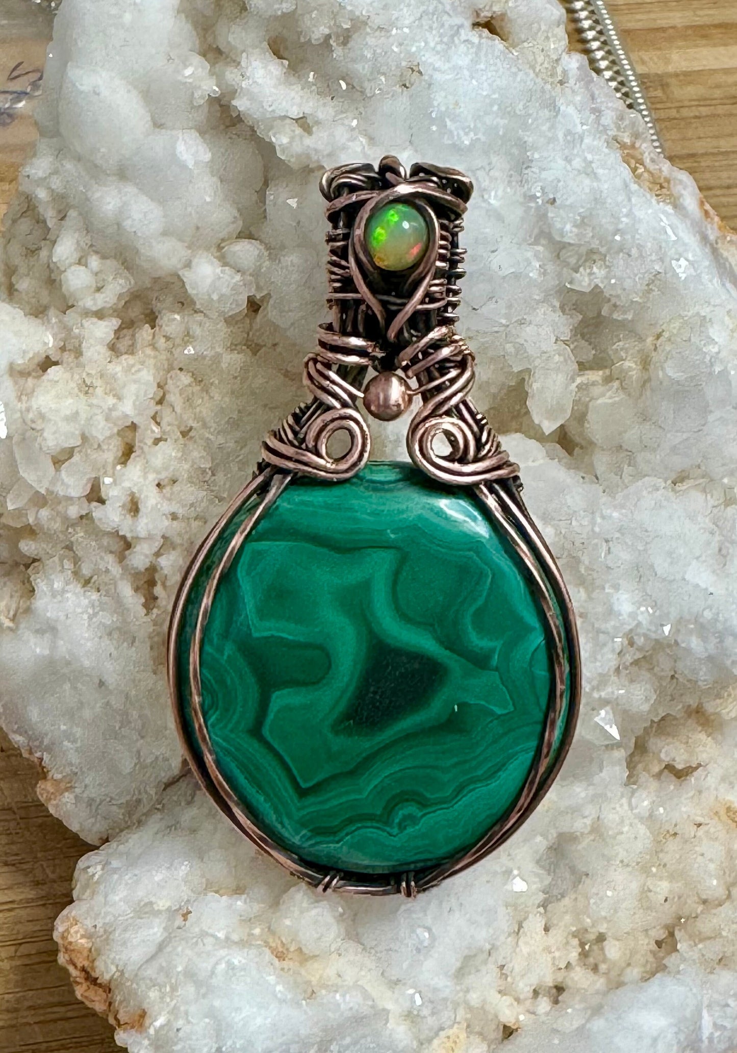 Malachite pendant necklace