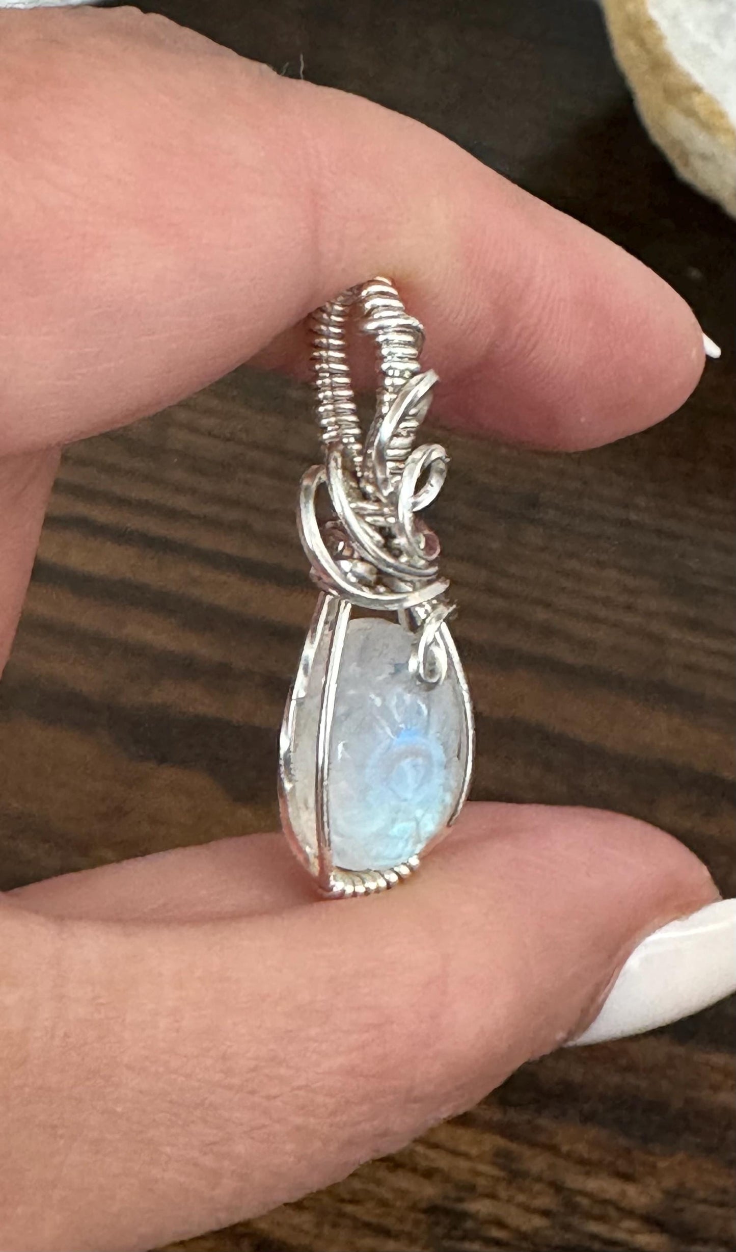 Rainbow moonstone pendant necklace