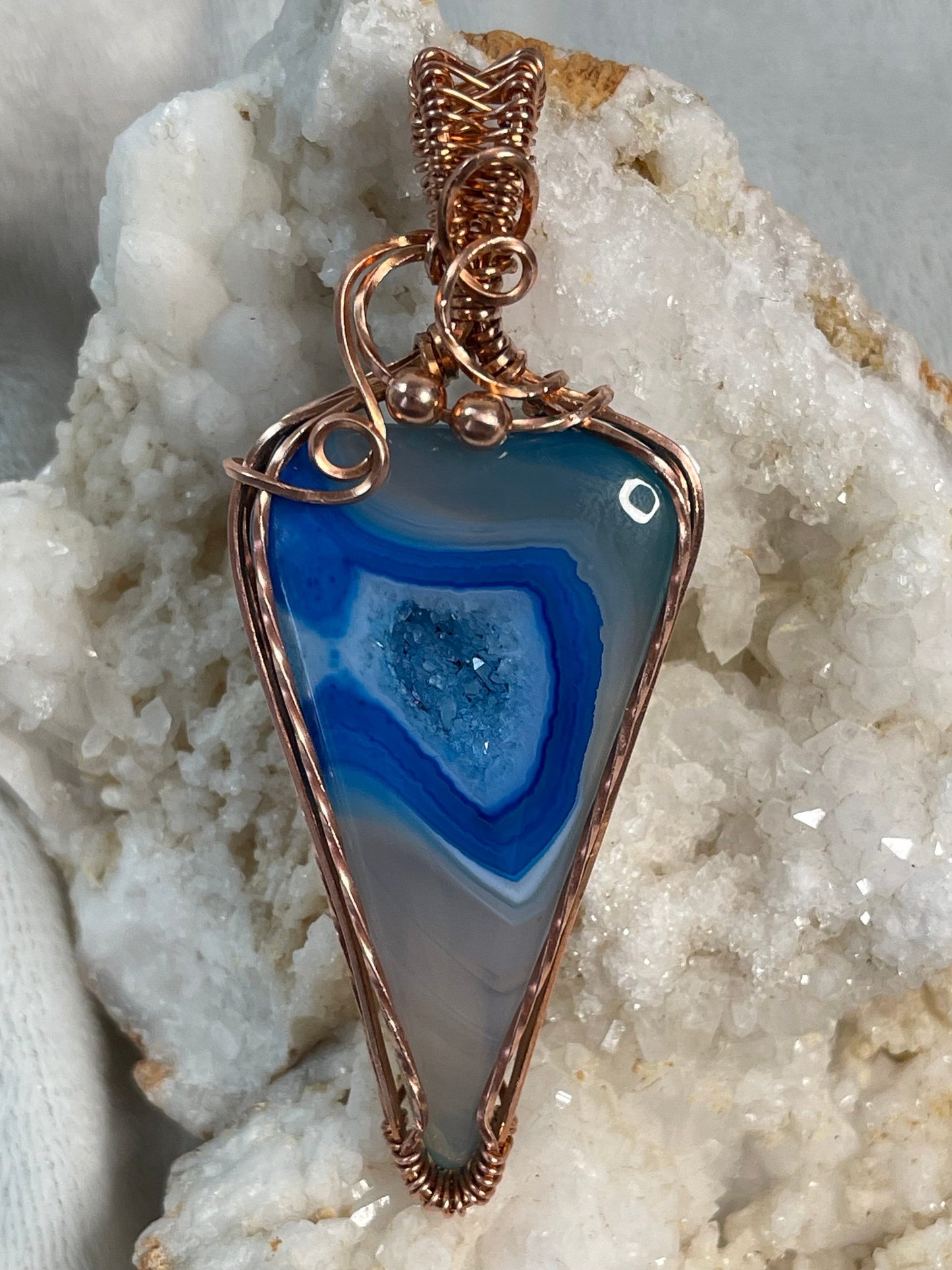Dyed Agate Copper pendant necklace