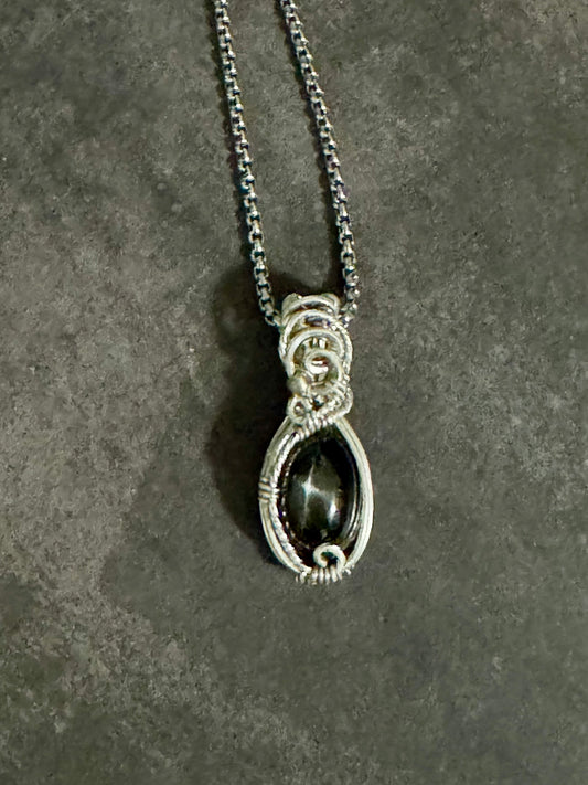 Star diopside pendant