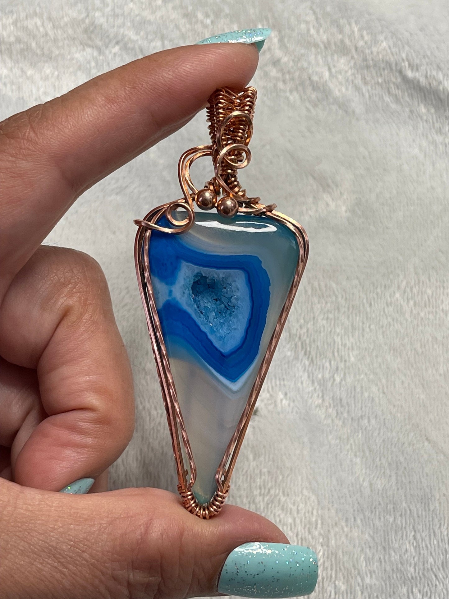Dyed Agate Copper pendant necklace