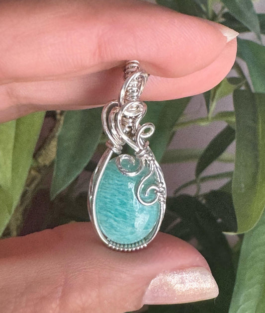 Amazonite pendant necklace