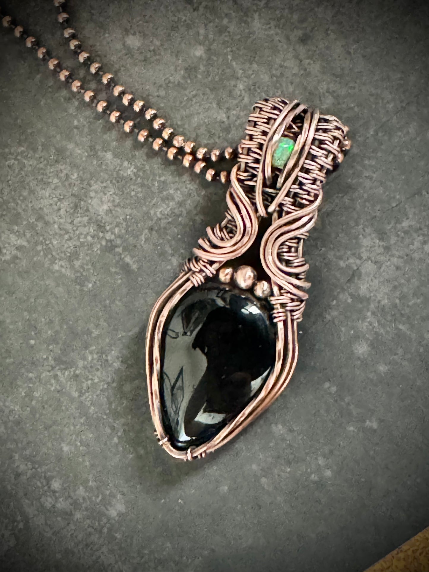 Onyx gemstone pendant necklace