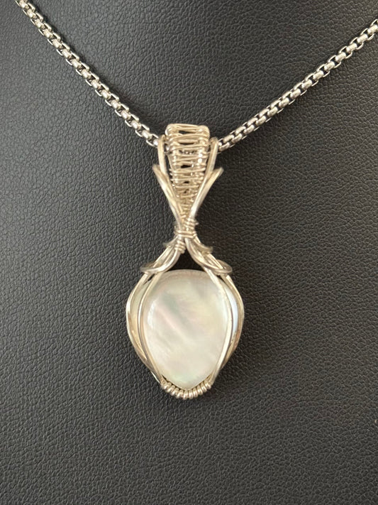 Mother of Pearl pendant