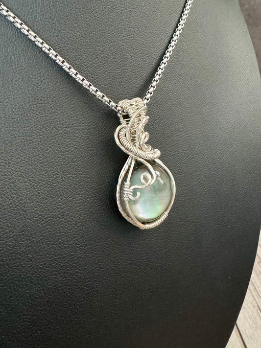 Mother of Pearl pendant