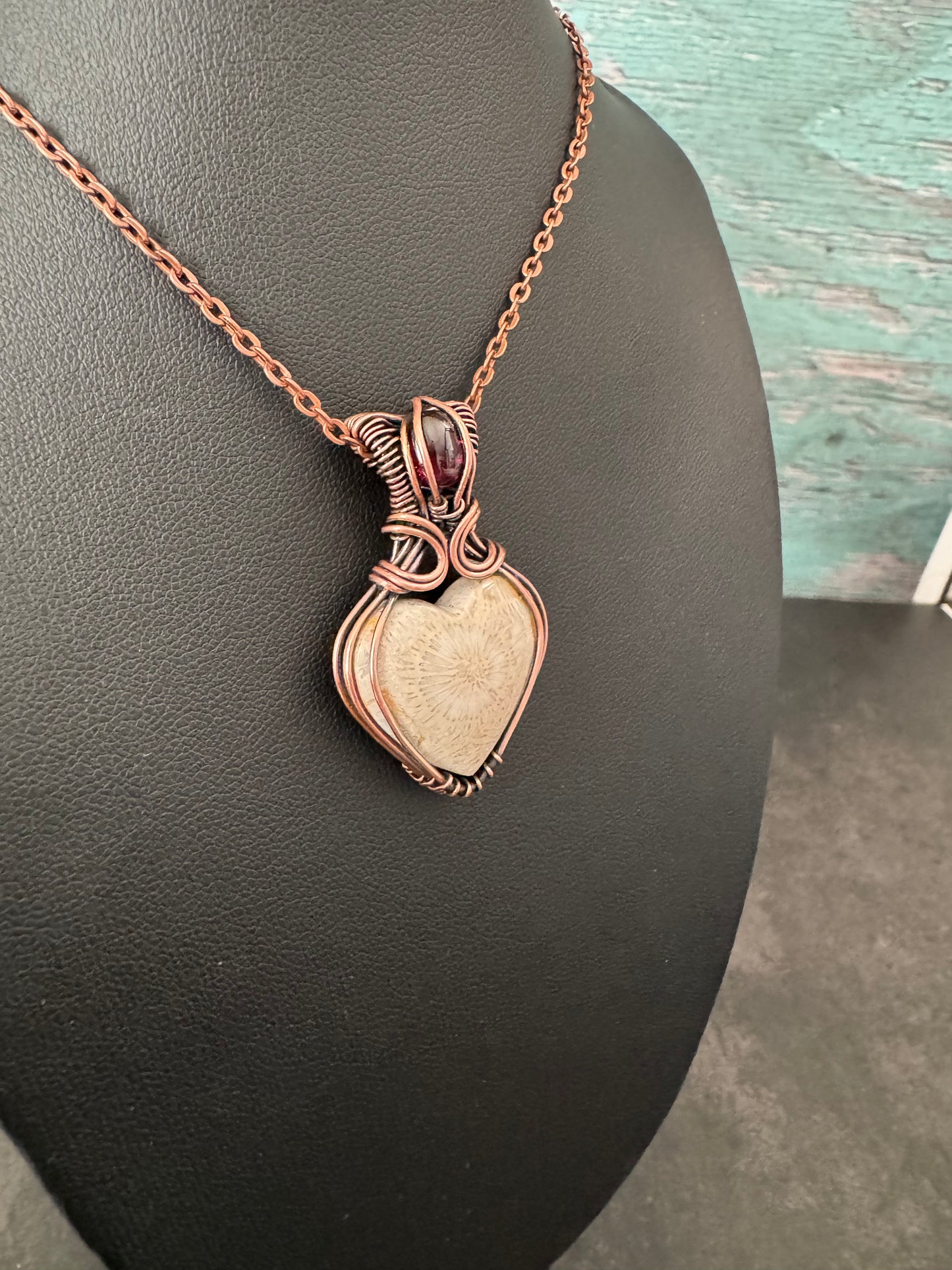 Fossil coral pendant necklace
