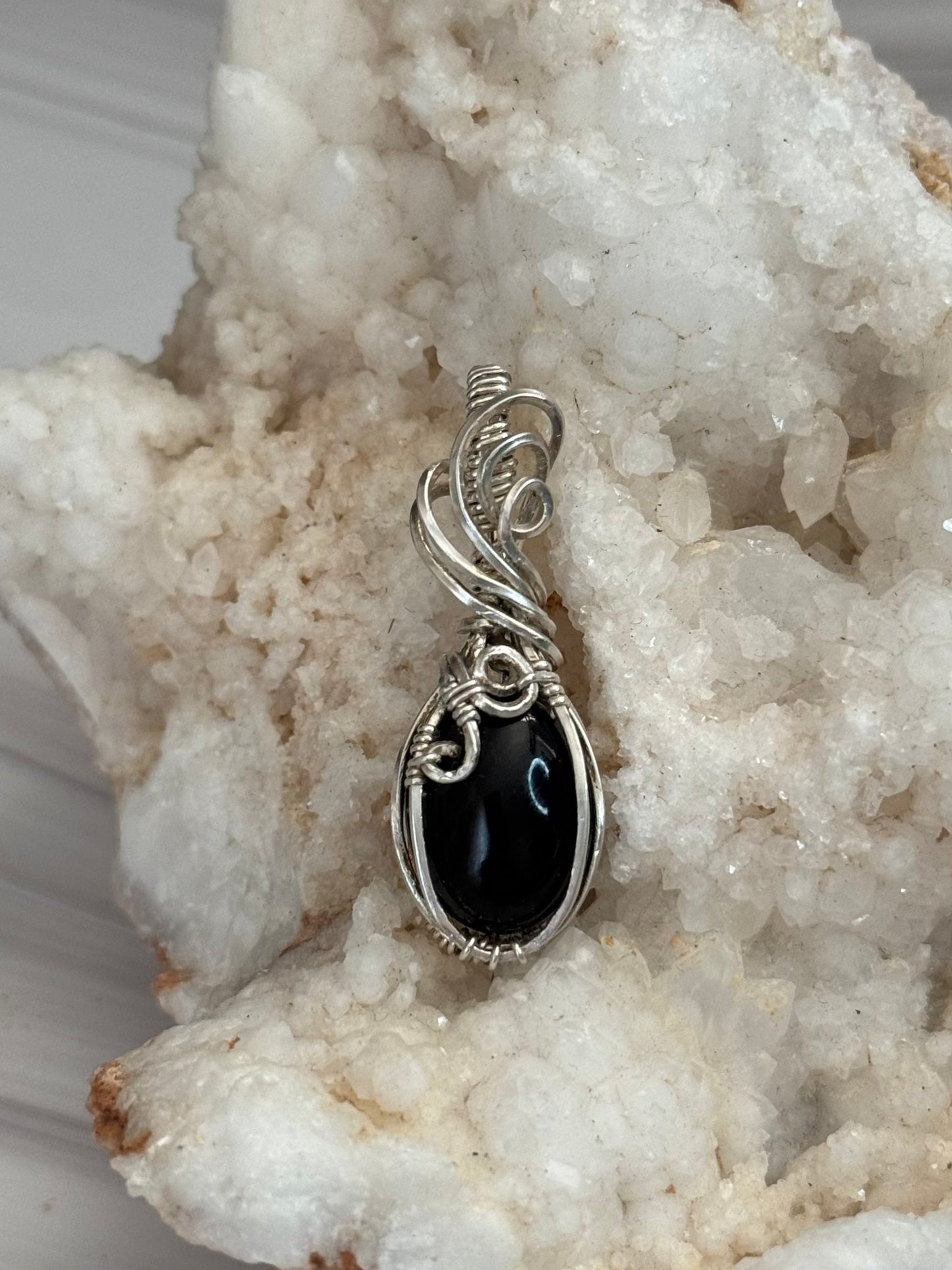 Black Onyx pendant necklace