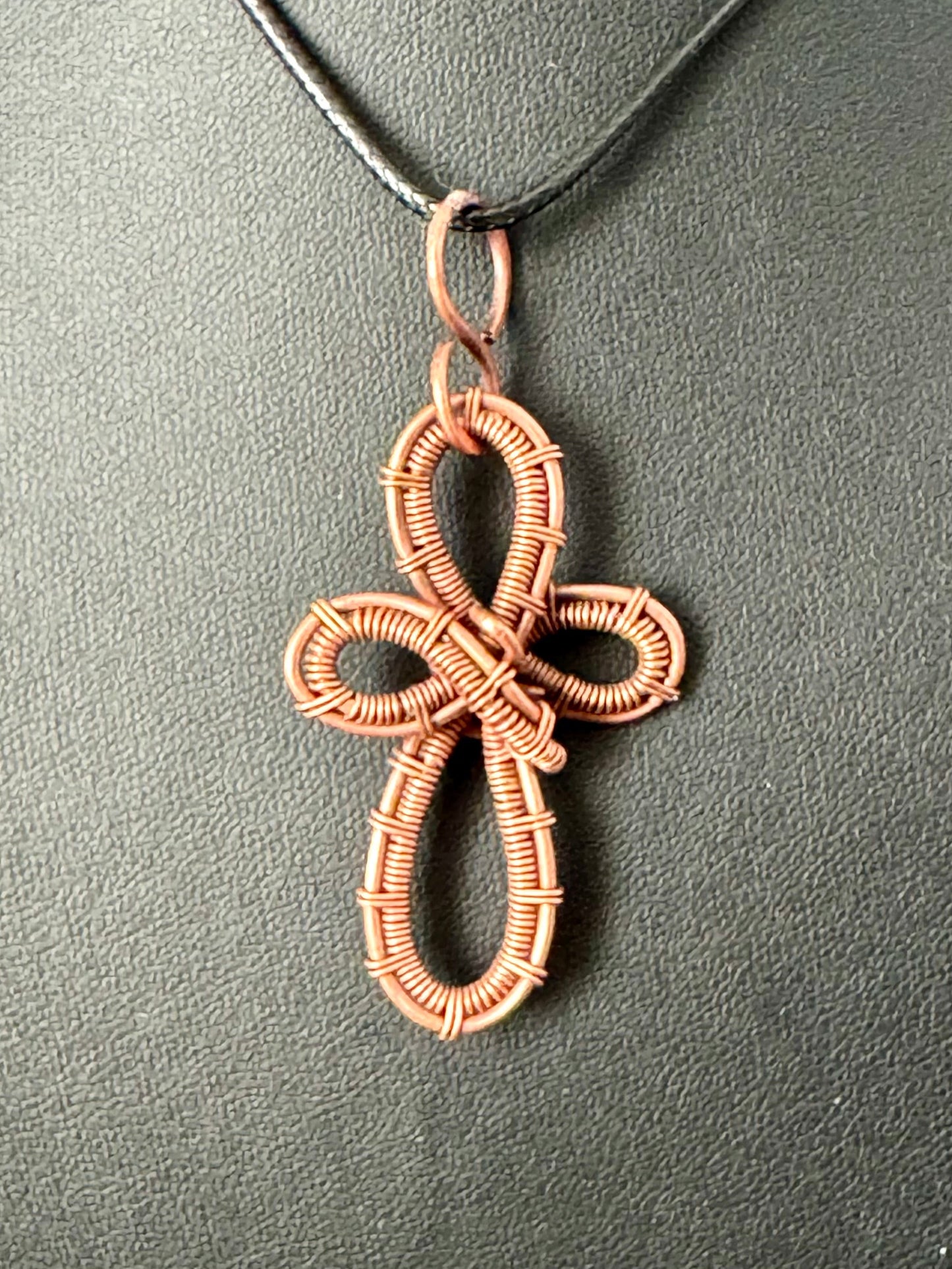 Copper wire weaved cross