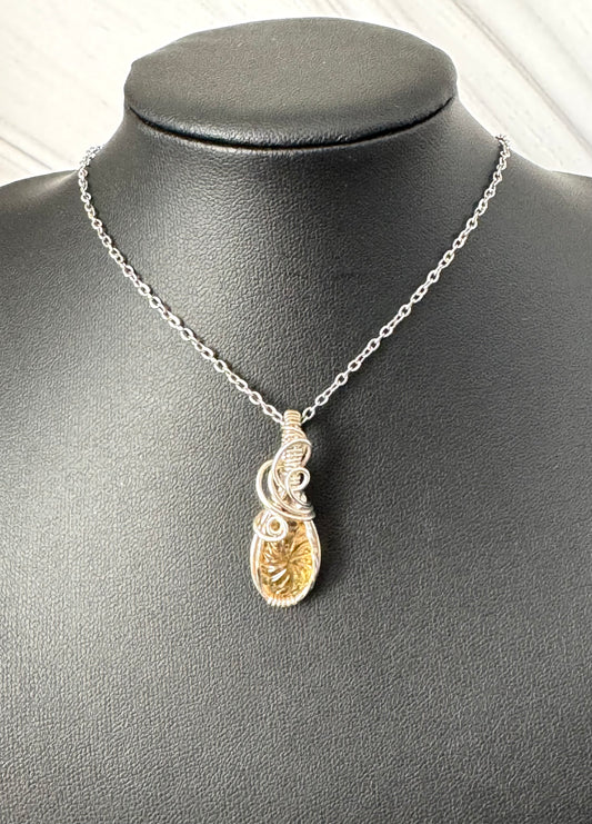 Citrine gemstone pendant necklace