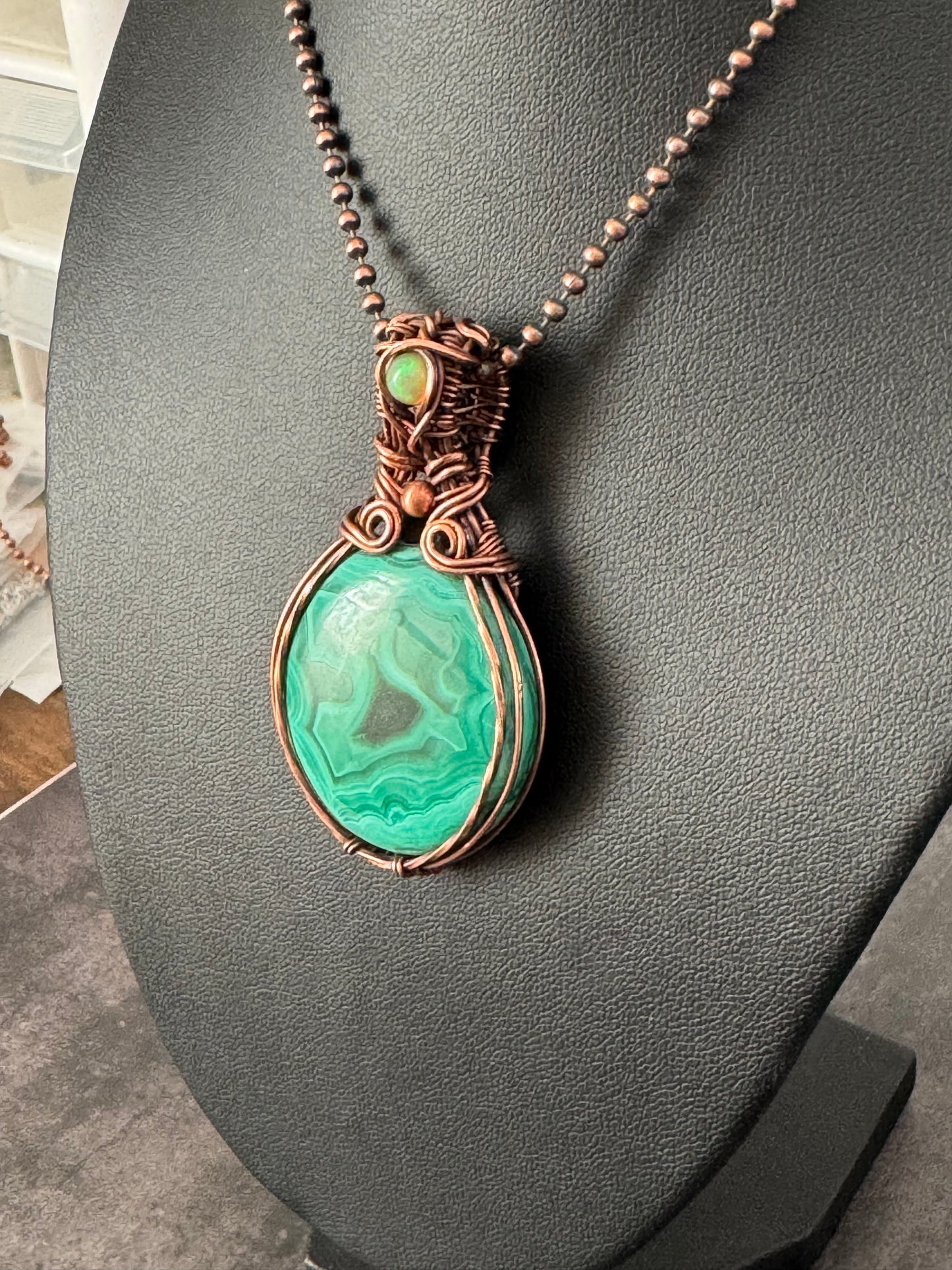 Malachite pendant necklace