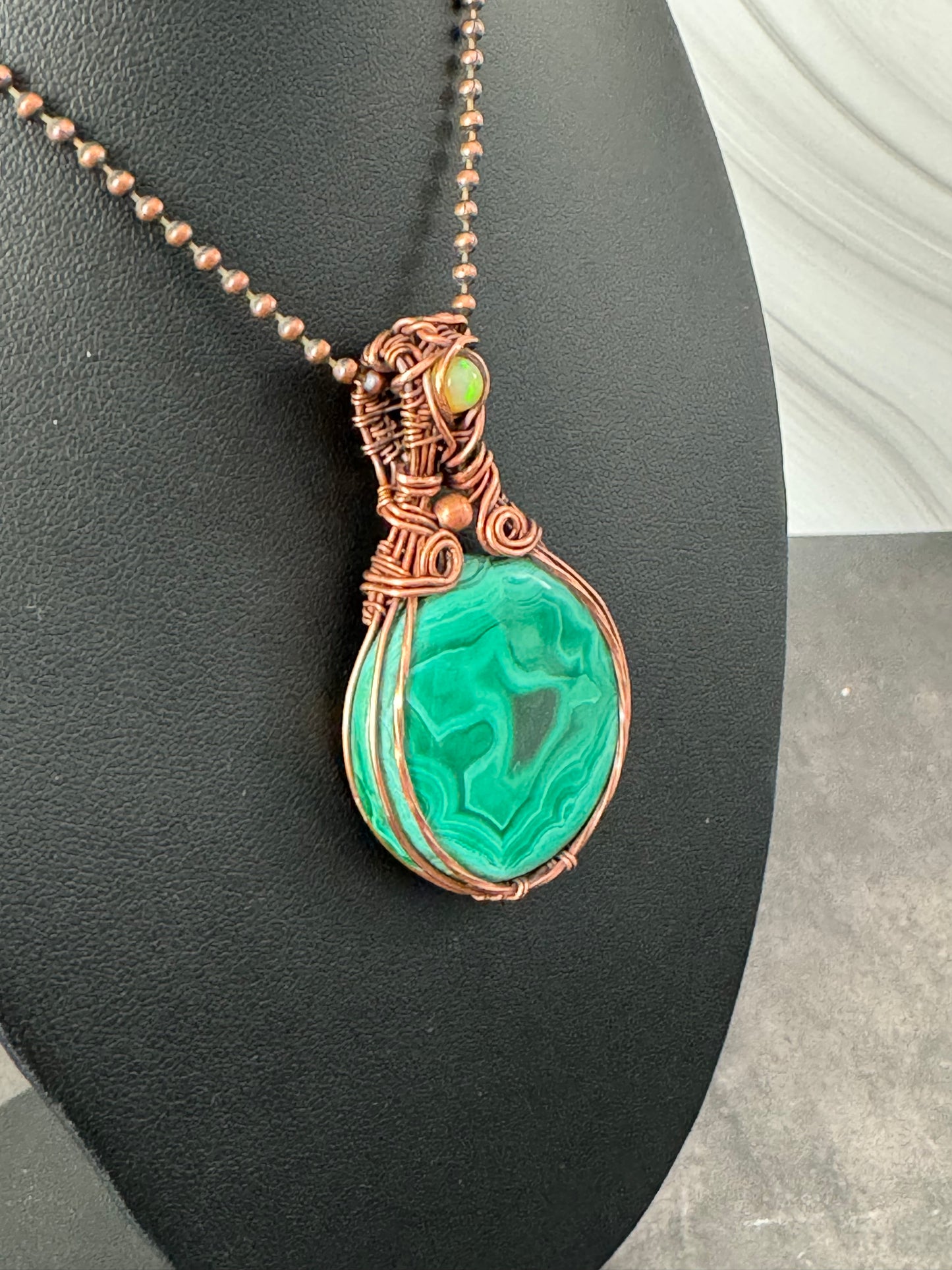 Malachite pendant necklace