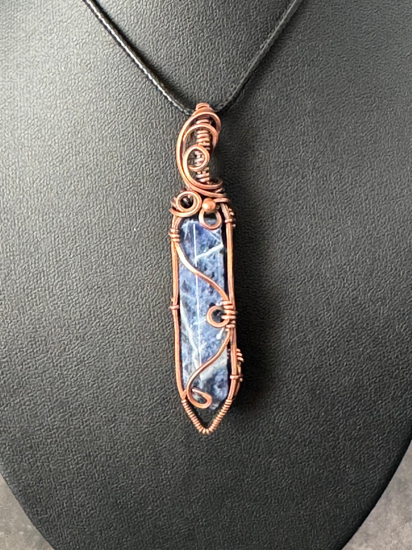 Sodalite pendant necklace