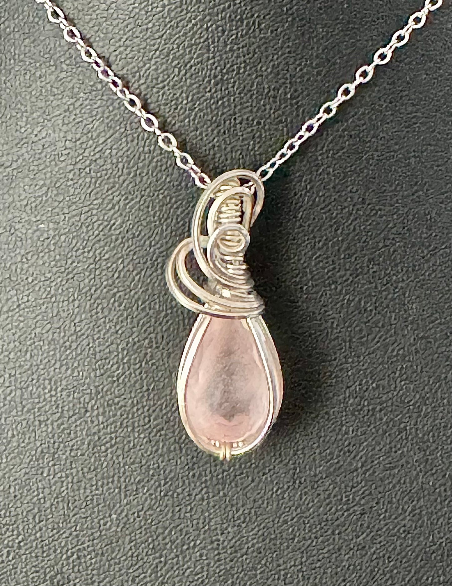 Rose Quartz  jewelry pendant necklace