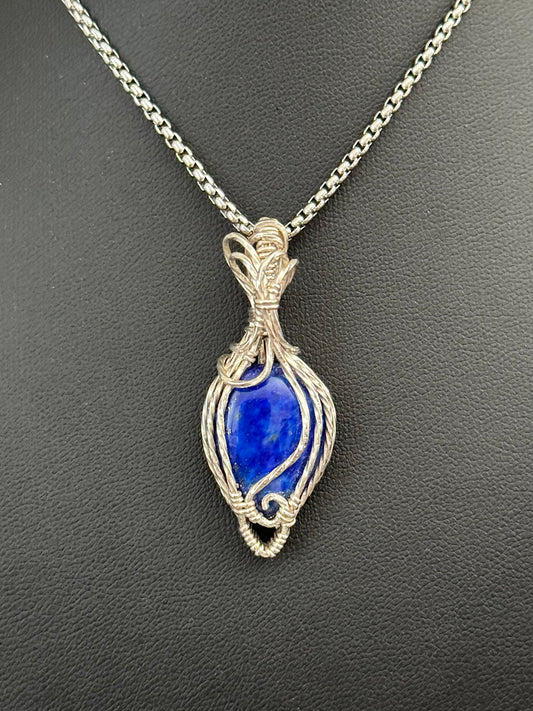 Lapis Lazuli pendant necklace