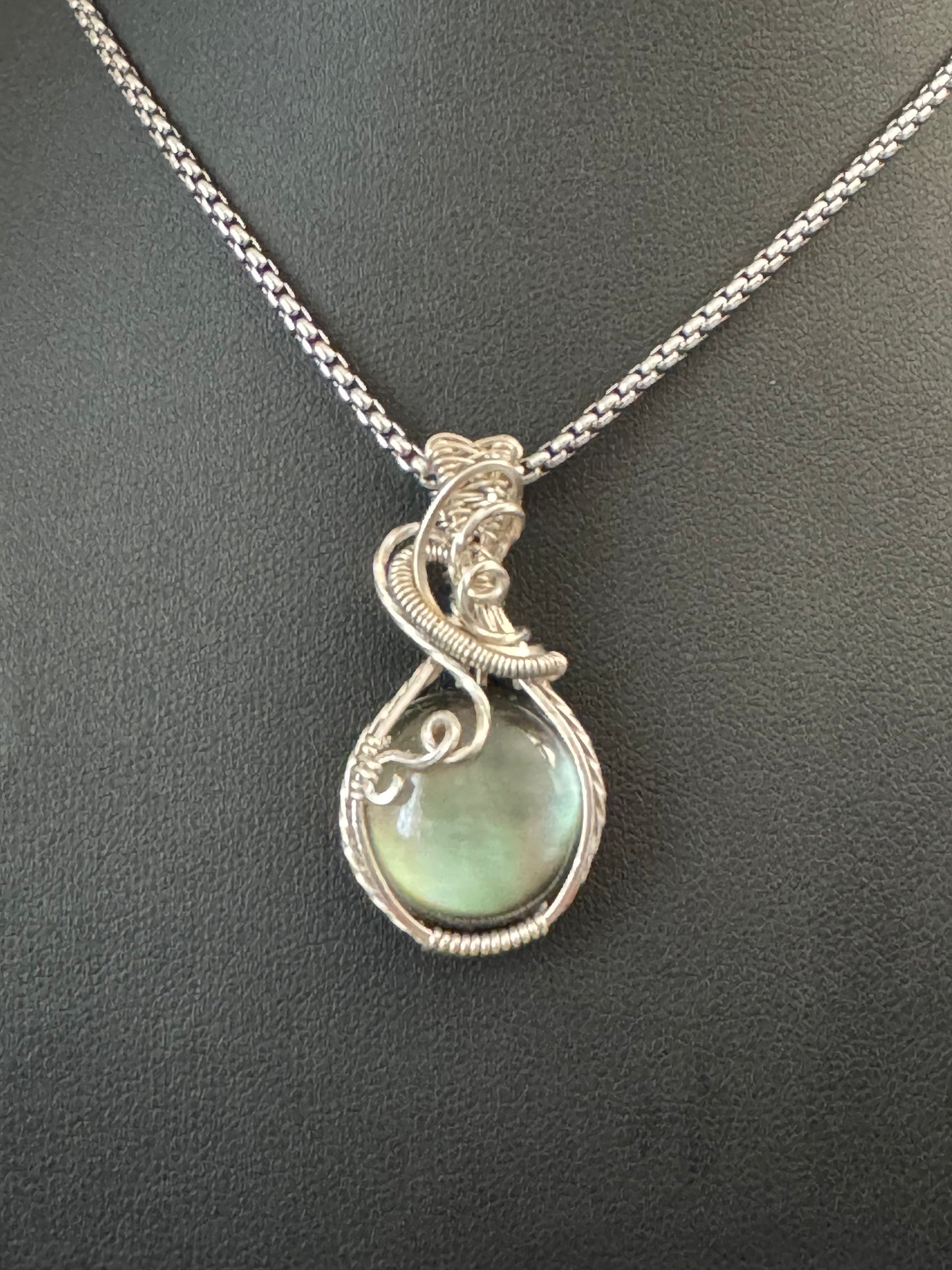 Mother of Pearl pendant