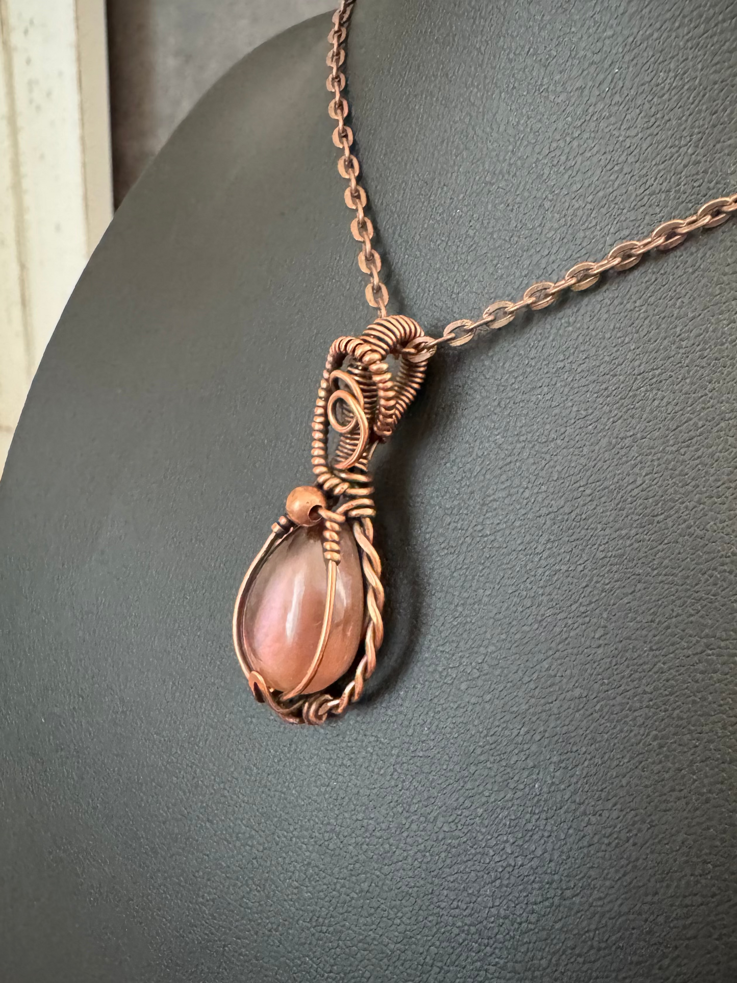 Mother of Pearl and Amethyst pendant