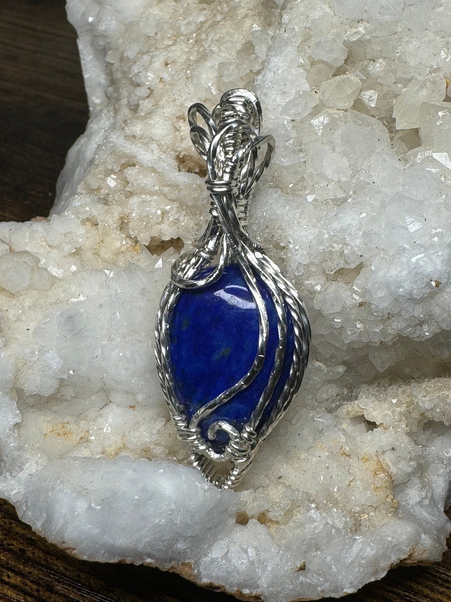 Lapis Lazuli pendant necklace