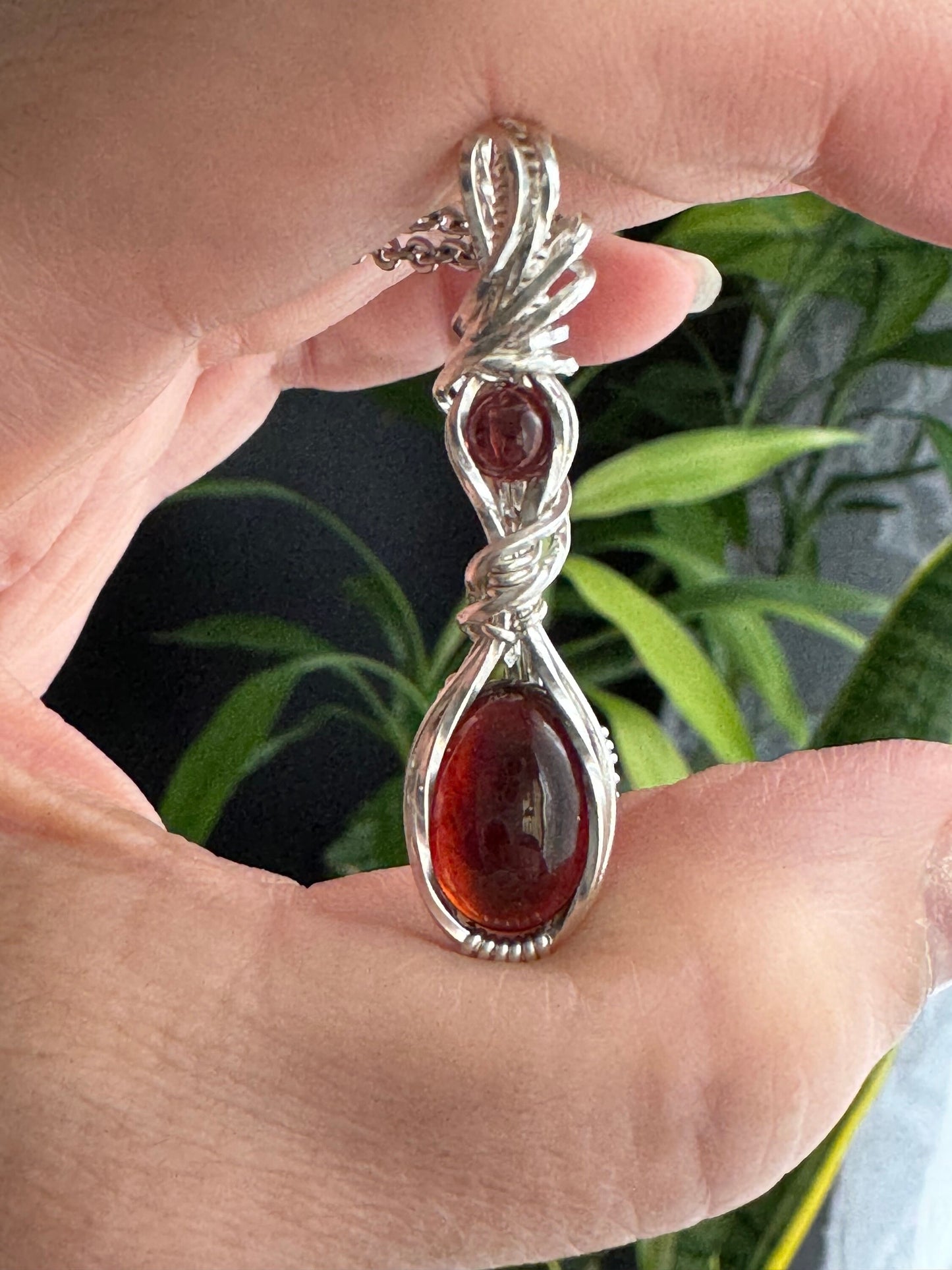 Garnet gemstone pendant necklace