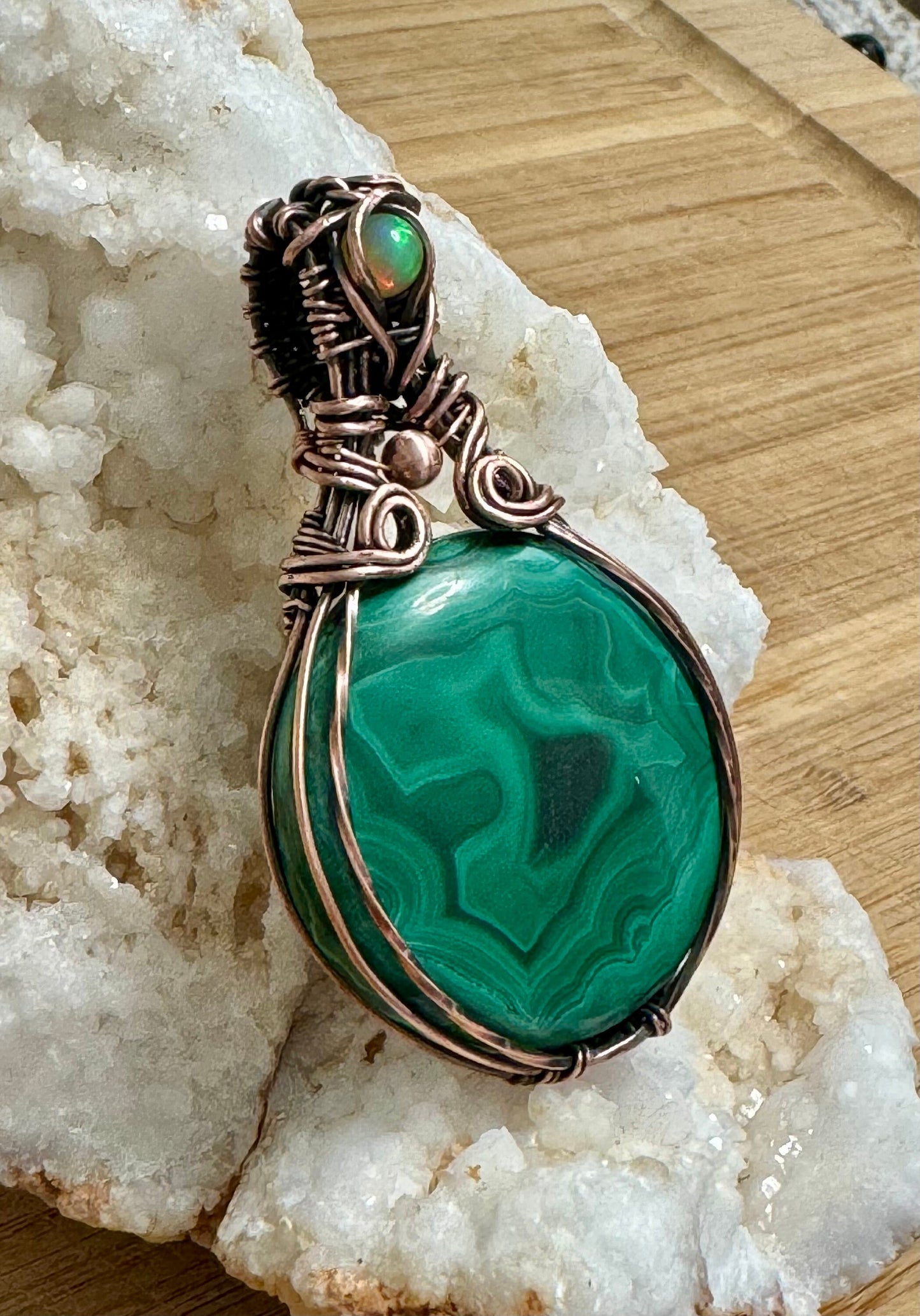 Malachite pendant necklace