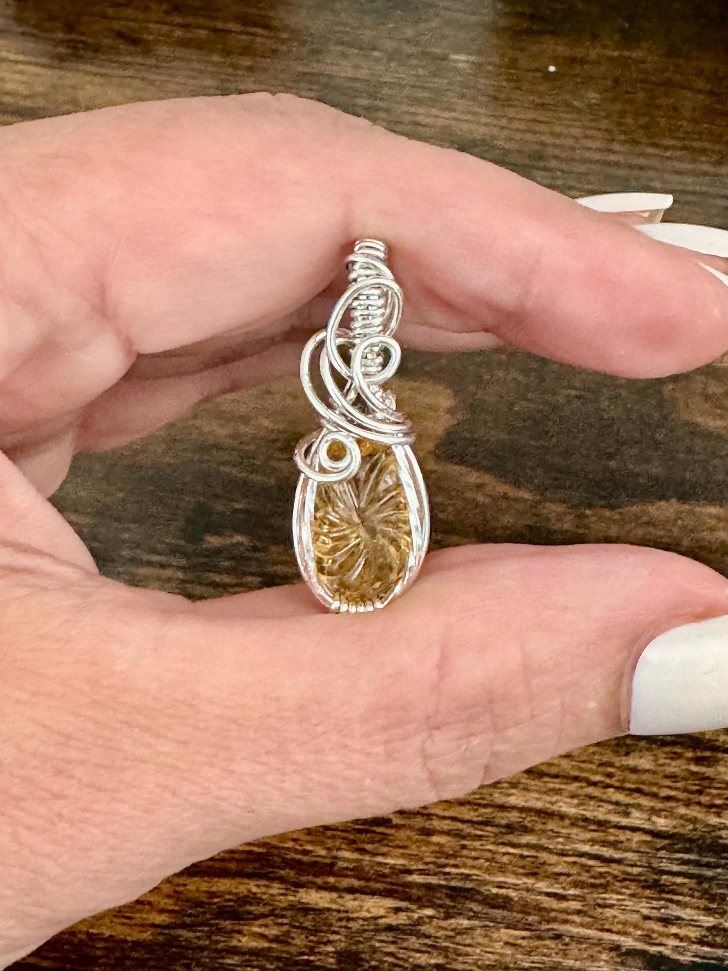 Citrine gemstone pendant necklace