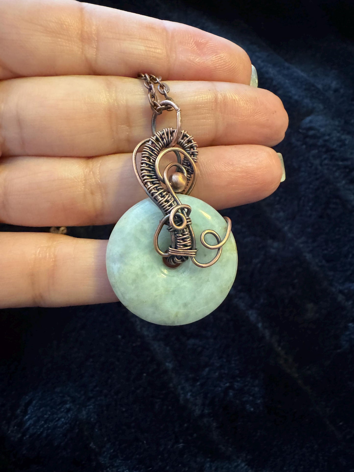 Jade pendant necklace