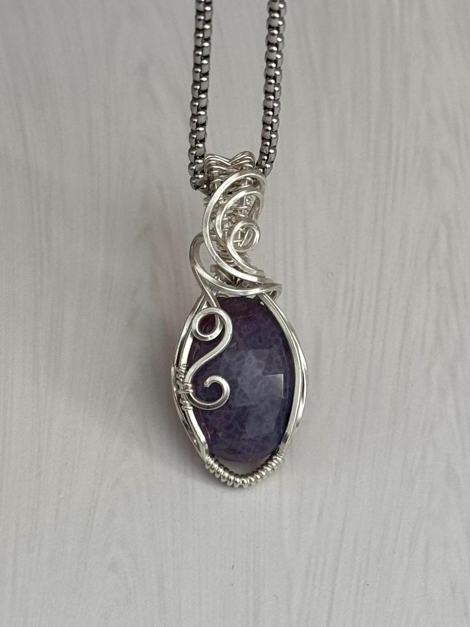 Grape Agate gemstone pendant necklace